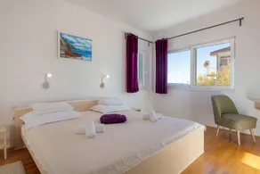 Villa Mermaid - Heated Pool, Sea Views & Beach 120m I Split Riviera - Quarto