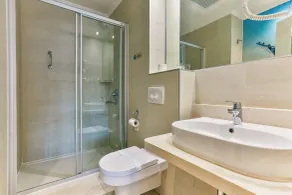 Carine Hotel Delfin - Bathroom