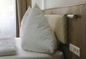 LOOK Hotel & Rooms - Camera