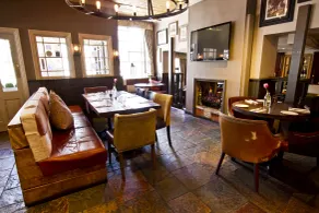 The Chapter House - Restaurante