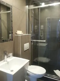 Hôtel Helvétique Nice - Salle de bain