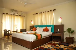 Gautam Buddha Airport Hotel - Room
