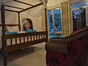 Cocolala Beach House - Room