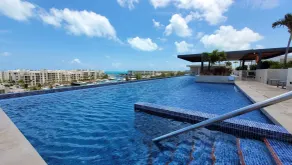 Beautiful PH in front of the Marina - Pool