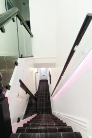 Hamilton Apartments - Lobby