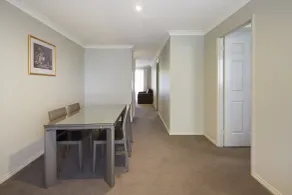 Pinnacle Apartments - Room