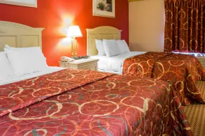 Econo Lodge Inn & Suites Walnut - Zimmer