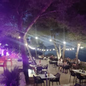 Boutique Camping Bunja - Restaurant