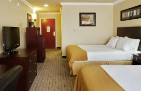 Holiday Inn Express Hotel and Suites Natchitoches by IHG - Room