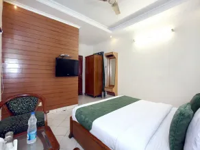 Hotel Paradise Chandigarh - Camera