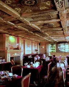 Archontika Karamarlis - Restaurant