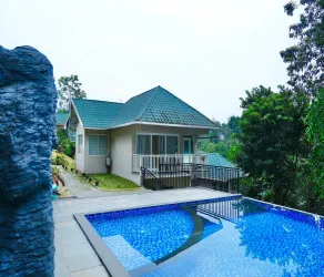 Aveda Munnar Mountains and Mist - Pool