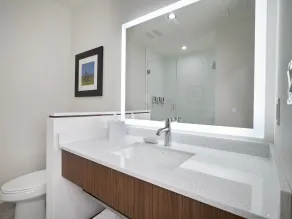 Four Points by Sheraton Edmonton West - Room