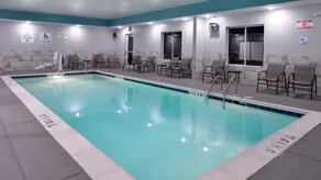 Holiday Inn Express & Suites Lexington Midtown - I-75 by IHG - Pool