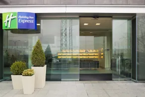 Holiday Inn Express Pamplona by IHG - Reception