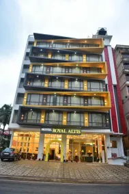 Hotel Royal Altis - Image 1