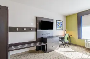 Holiday Inn Express & Suites - Atchison by IHG - Habitación
