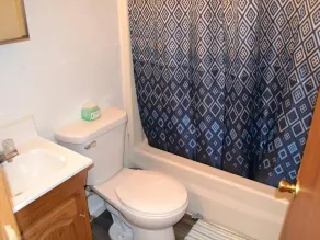 Perfect Place Relax and Enjoy Cost Effective Living for the Entire Apartment - Badezimmer