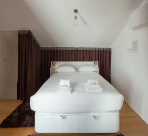 7 Gaia Roaster Apartments - Chambre
