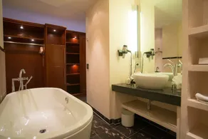 Zum Roten Bären - Bathroom
