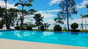Pearl Gardens Beach Resort Kalangala - Pool