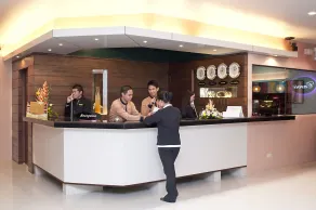 Allure Hotel & Suites - Réception