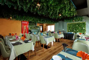 Meadows Residency - Ristorante