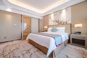 Ramada by Wyndham Wuhan North - Chambre