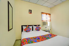 Via Yazhini Hospitality Services - Chambre