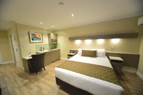 Bentley Motel - Room