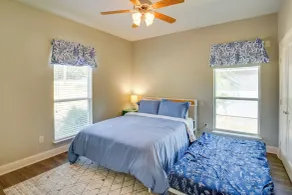 Fish & Kayak: Tranquil Cedar Creek Home! - Interiør