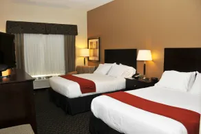 Holiday Inn Express & Suites Clinton by IHG - Habitación