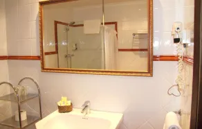 Hotel Altamira - Bad