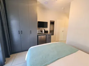 MINT Express Melrose View - Room