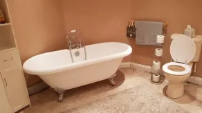 The New Macleods Guest House - Bad