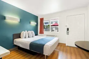 Studio 6 Suites Carpinteria, CA–Santa Barbara - South - Chambre