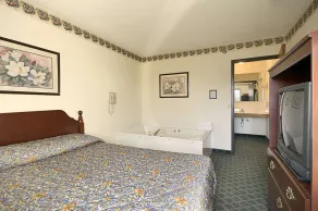 Travelodge by Wyndham Hudsonville - Rom