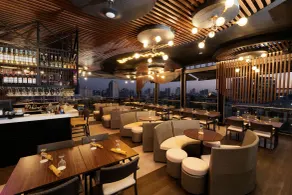 Yello! Hotel - Restaurant