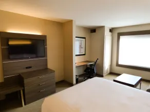 Holiday Inn Express & Suites Plymouth - Ann Arbor Area by IHG - Chambre