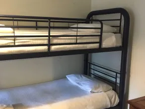 Woodlands Motels And Apartments - Chambre