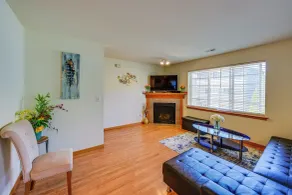 Great for Families! Spacious Retreat in Lynnwood - Innenbereich