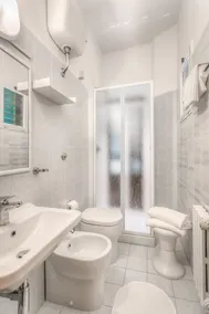 Hotel Arno Bellariva  - Badrum