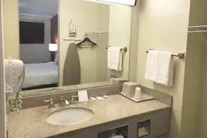 Super 8 by Wyndham Greensburg - Salle de bain