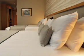 Beach Hotel & Restaurant - Værelse