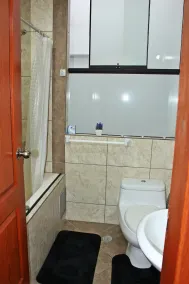 Comfortable Departamento Familiar Cusco - Bathroom