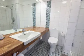 Quality Hotel Grand Larvik - Badrum
