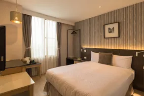 Just Enjoy Business Hotel - Room
