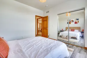 Elegant Pataskala Home w/ Hot Tub & Fire Pit! - Rom