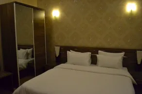 Platinum The First - Room