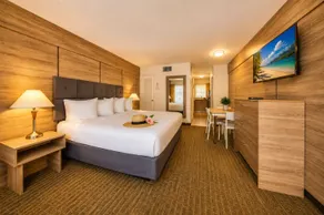 Club Lux Resort By The Beach - Zimmer